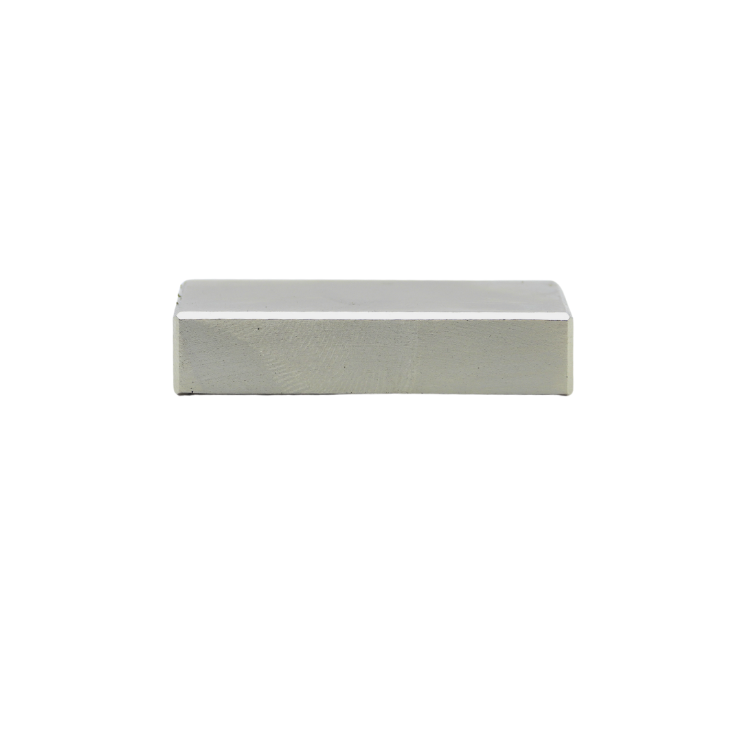 46mm_x_30mm_x_10mm_N45_Neodymium_Magnet_2